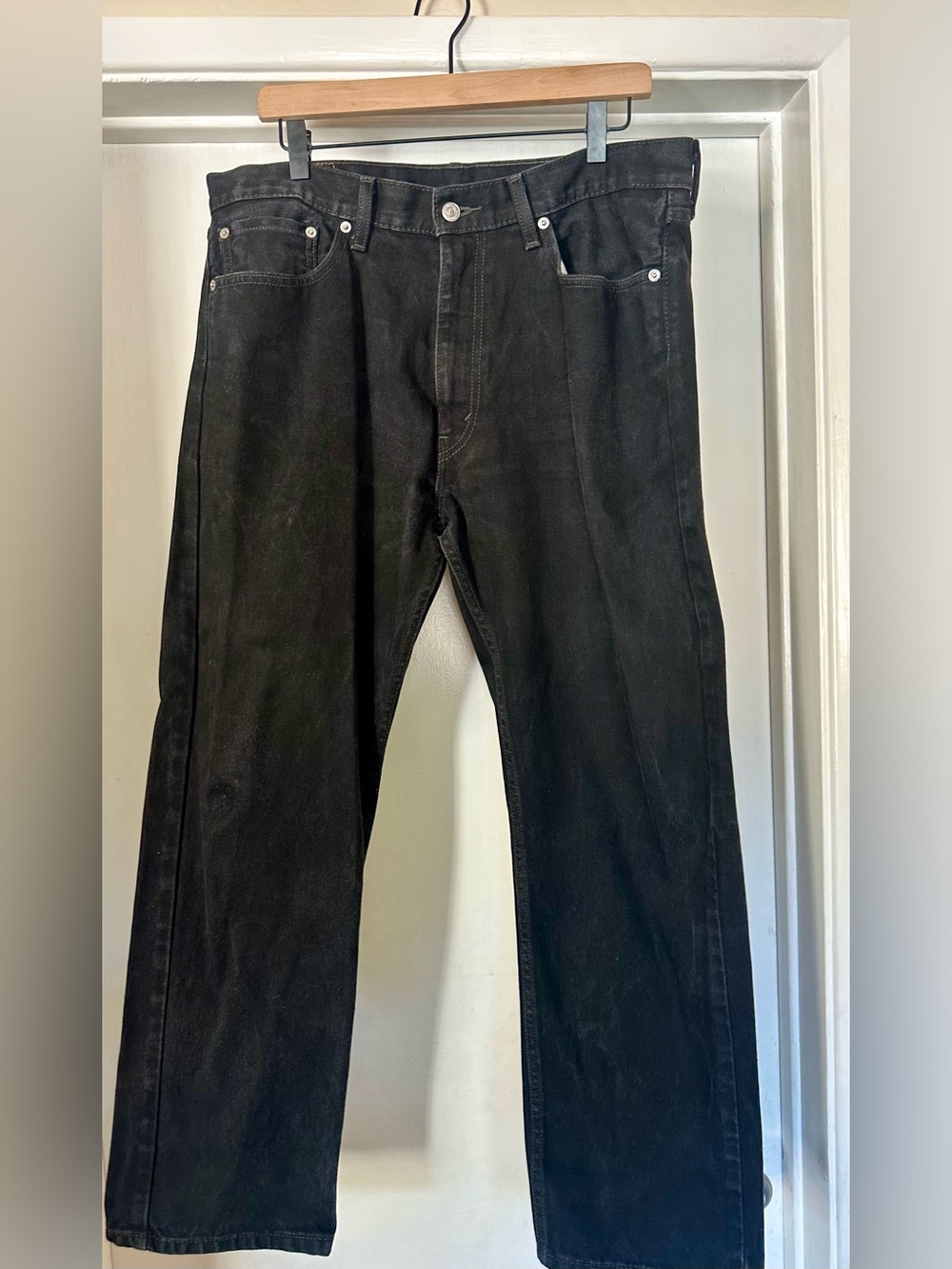 Levi's Men's Black Straight Jeans